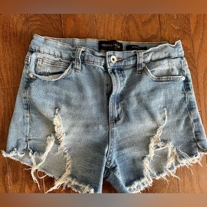 Kendall & Kylie denim shorts size 7